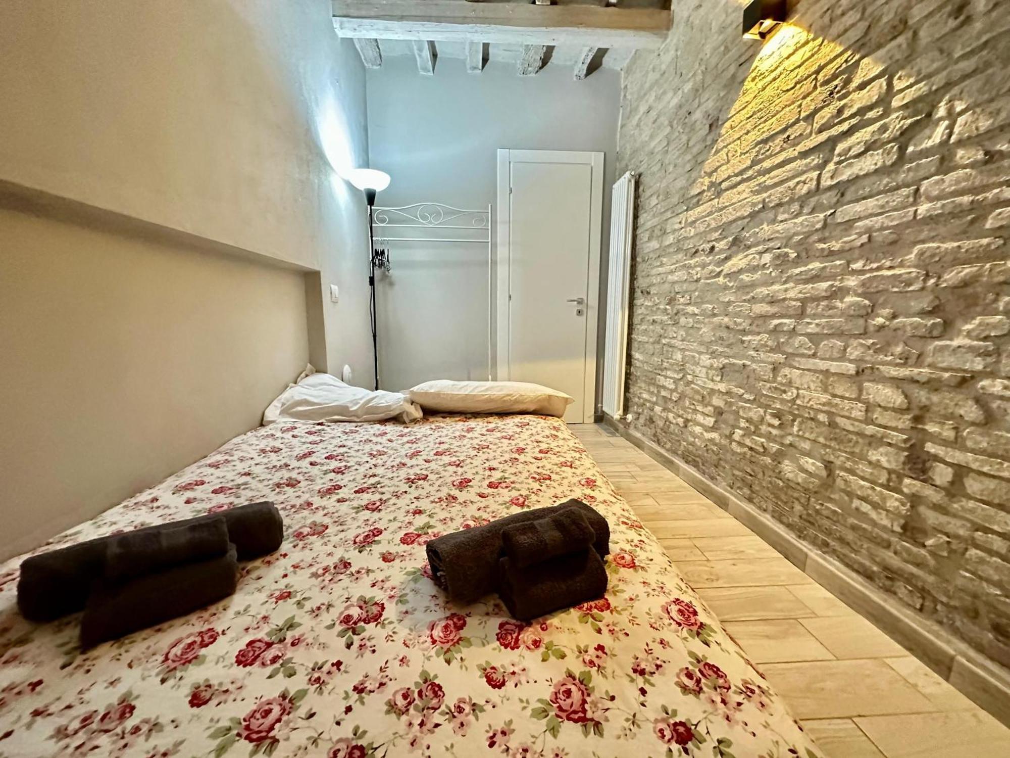 " In Centro Da Marghe" By Revenue House Apartman Parma Kültér fotó